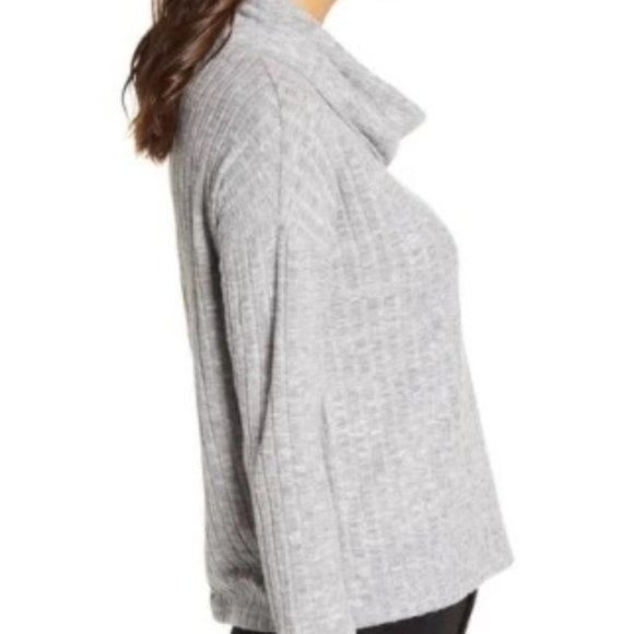 BP. Heathered Gray Slouchy Cowl Neck Ribbed Sweater Size Large - Picture 2 of 5